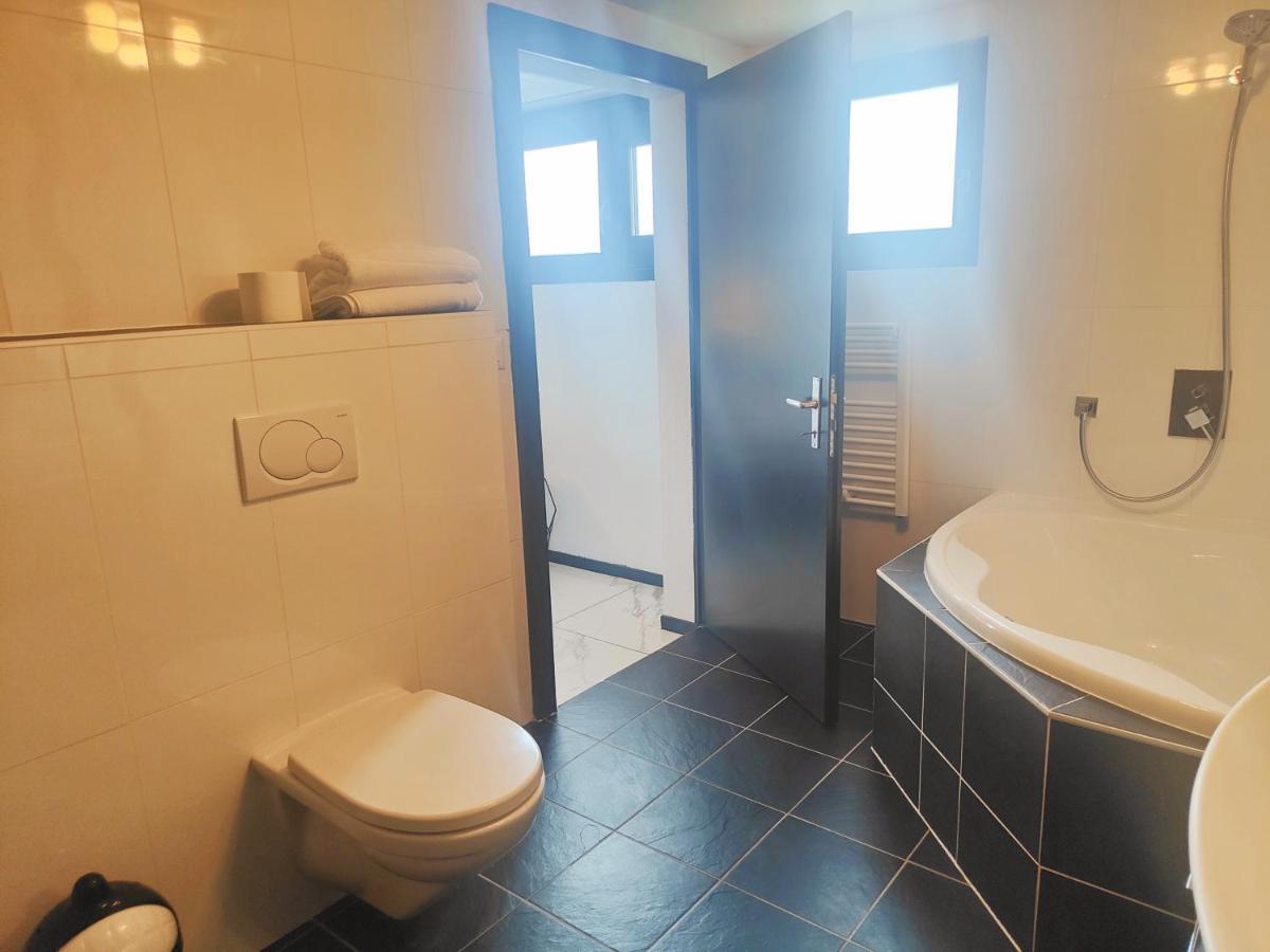 La Lapia Apartment Monthey Bagian luar foto