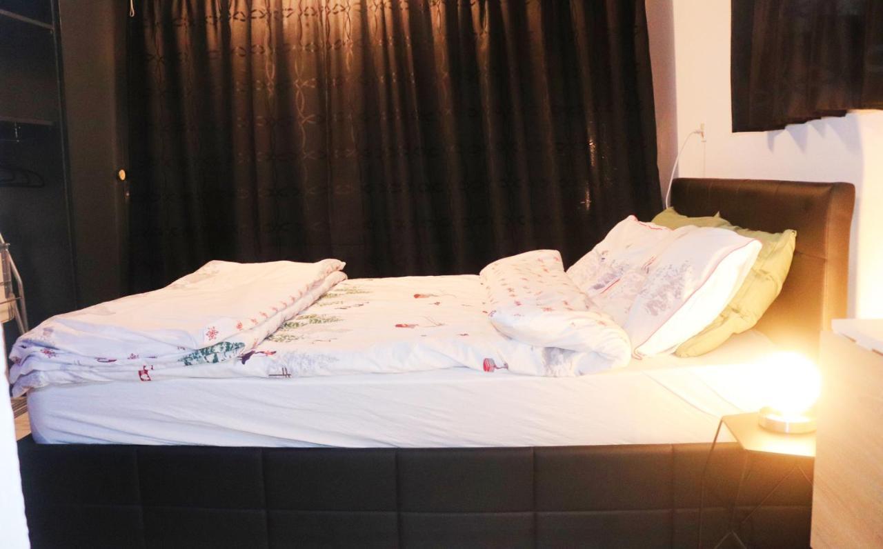 La Lapia Apartment Monthey Bagian luar foto