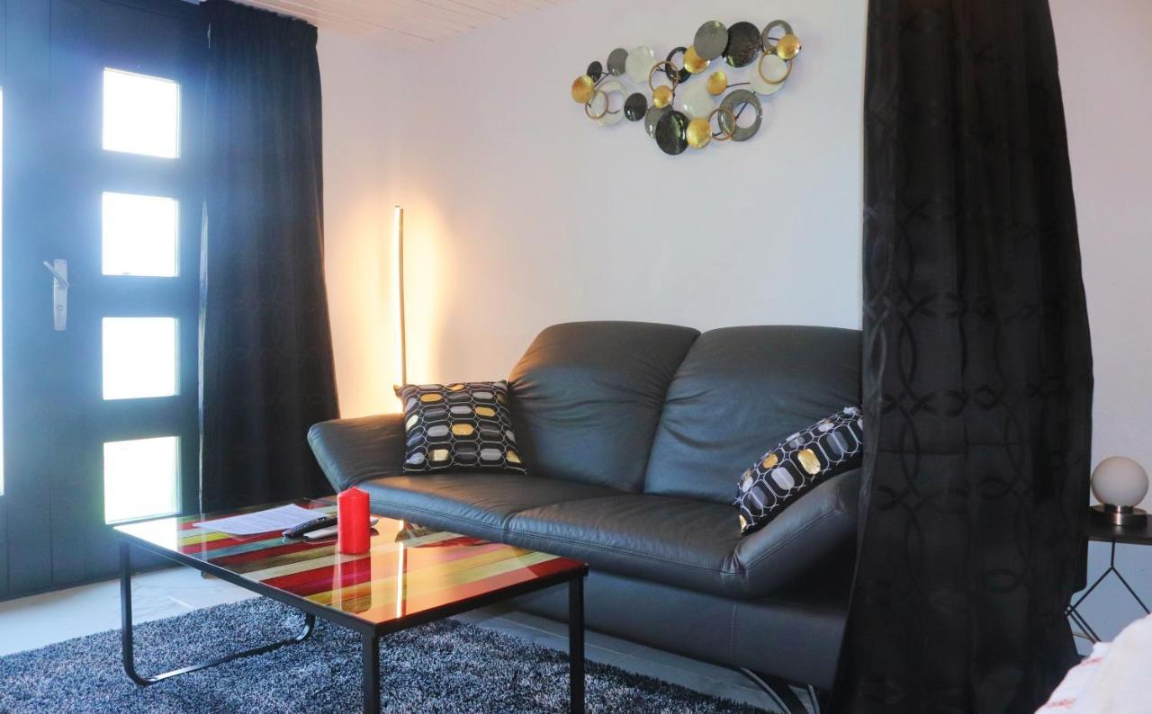 La Lapia Apartment Monthey Bagian luar foto